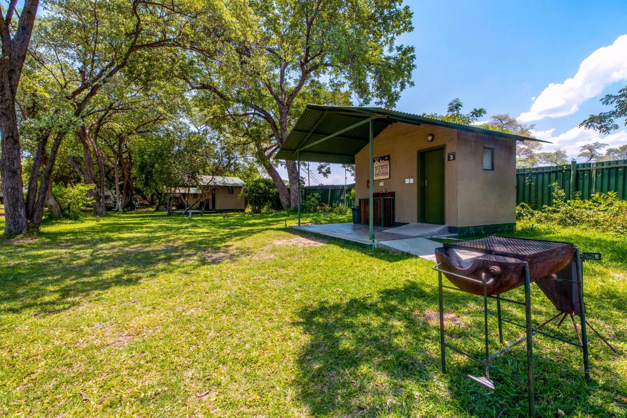 Zambezi Mubala Campsite Katima Mulilo Pokój zdjęcie
